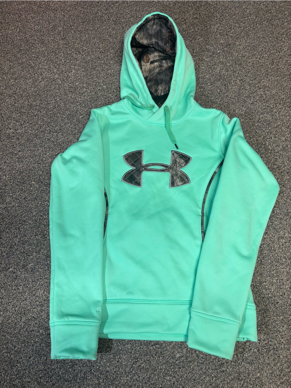 Under Armour Mint Green Women's Pullover Hoodie